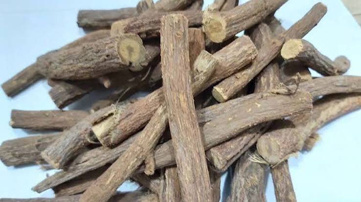 Raw Dried Liquorice Roots Yashtimadhu Sticks - Organic Herbal Ingredient | যষ্টিমধু শিকড়