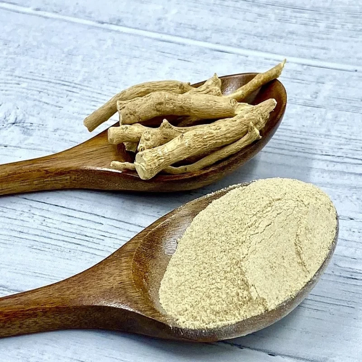 100% Pure and Raw Ashwagandha Root - ১০০% খাঁটি অশ্বগন্ধা শিকড়